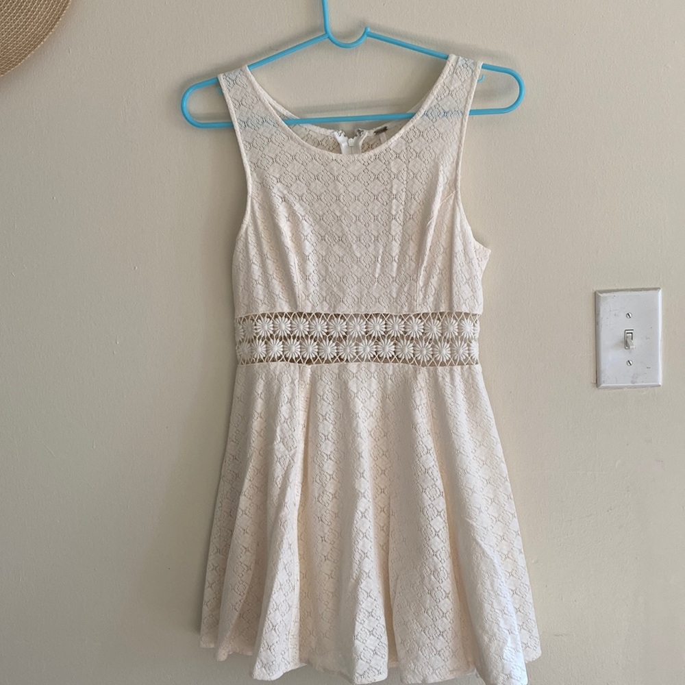 Free people daisy crochet dress size 4